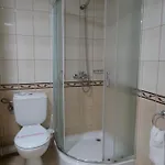 Hotel Queen Nelly