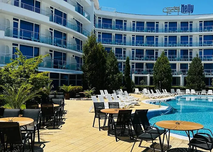 Queen Nelly Primorsko