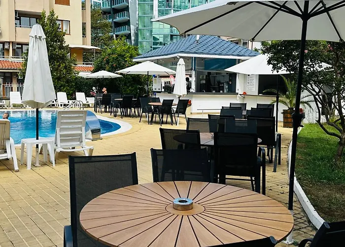 Queen Nelly 4* Primorsko